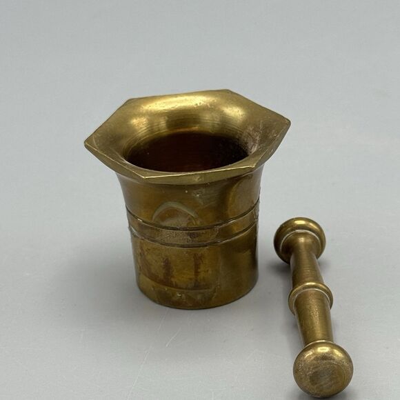 Vtg Solid Brass Mortar and Pestle Set Hexagon Top Shape Apothecary 1.5" T - Picture 6 of 9